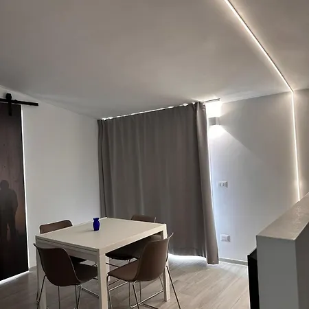 Moderno A 500mt Dal Mare * チヴィタノーヴァ・マルケ